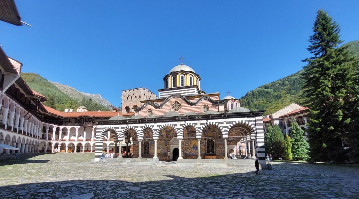 Visiter 2 sites UNESCO : l’église de Boyana et le monastère Rila