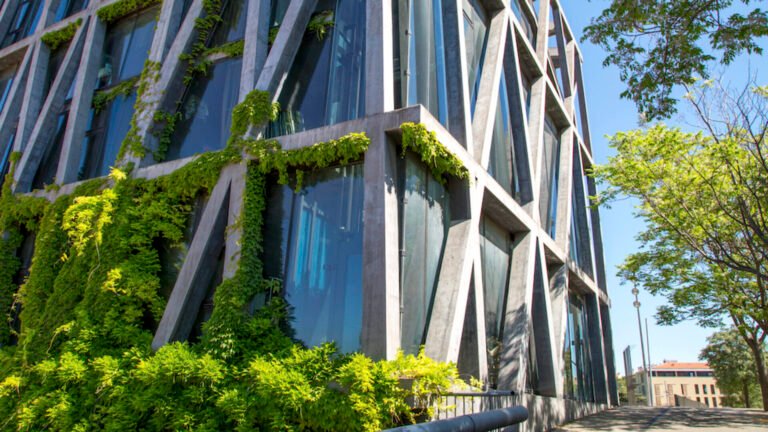 batiment moderne a aix en provence