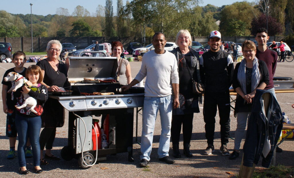 brocante animee en plein air