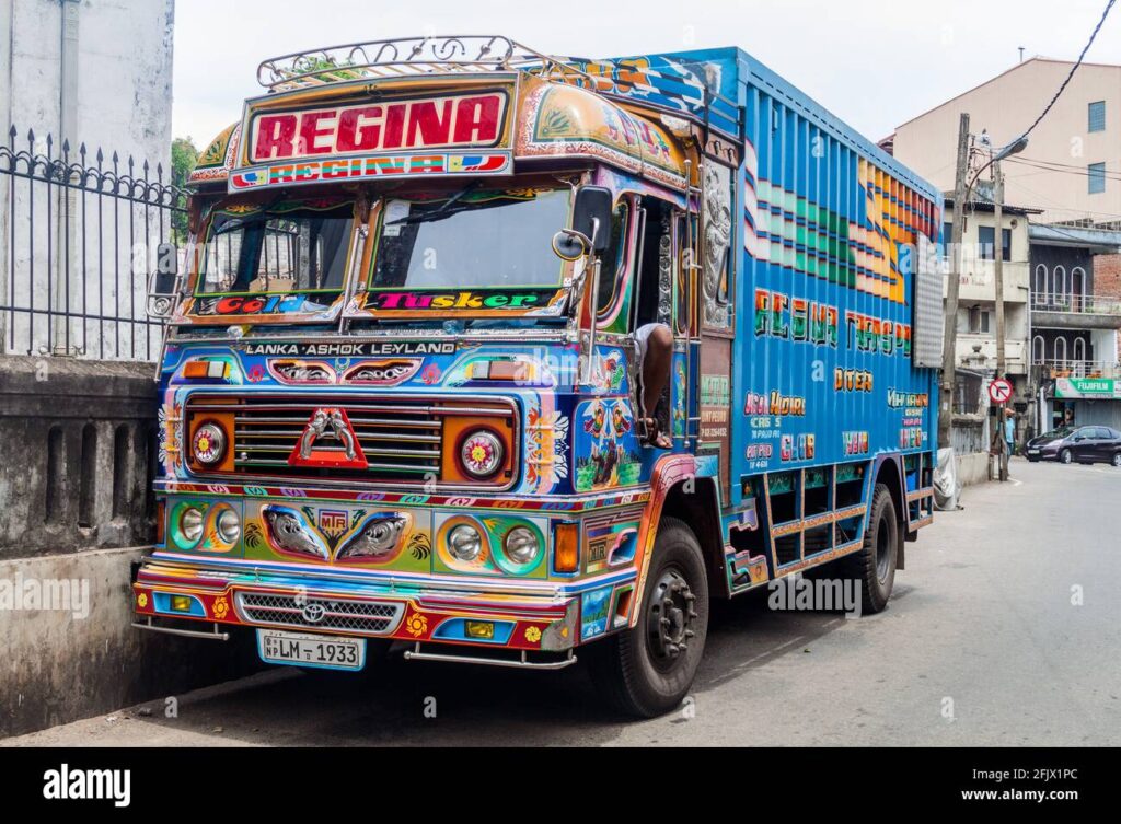 camion vintage colore dans un paysage urbain