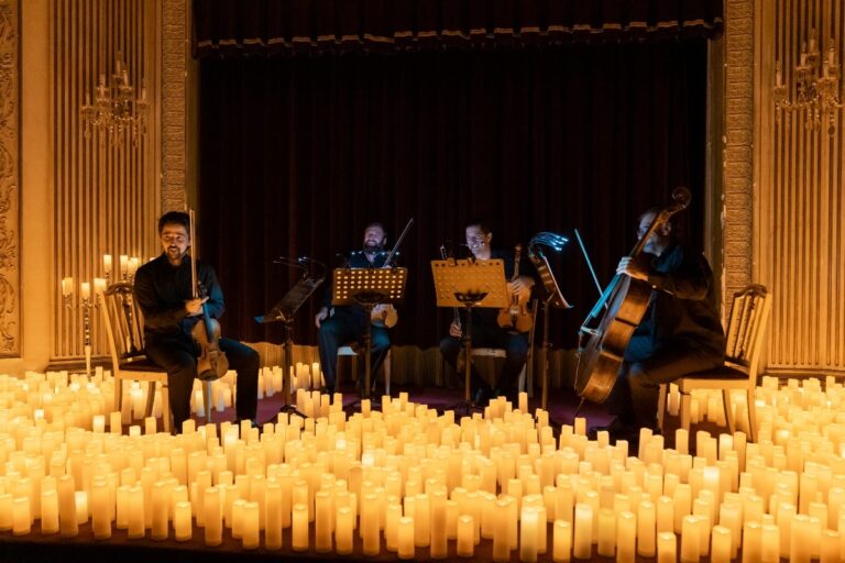 concert a la bougie dans un lieu historique