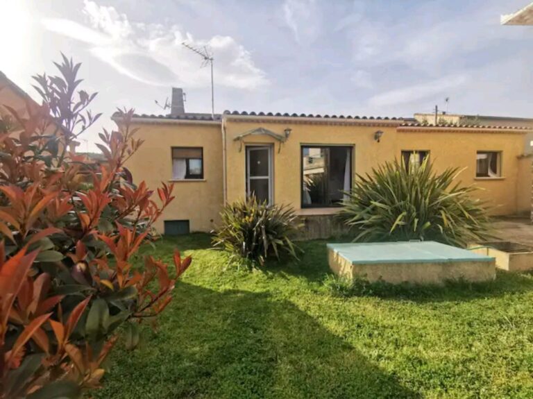 maison ensoleillee avec jardin en france