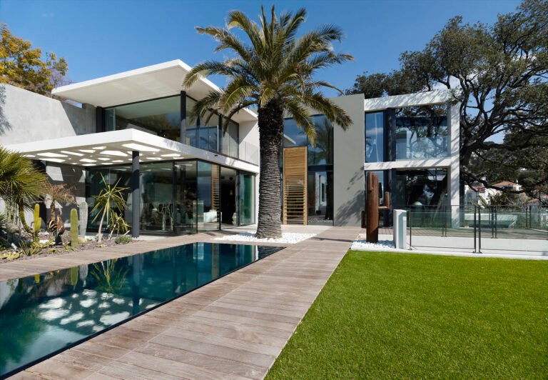 maison moderne avec vue sur marseille