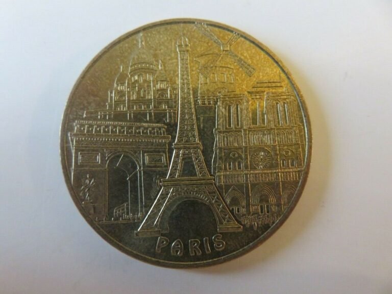 Comment obtenir un morceau de la Tour Eiffel dans une médaille 46 medaille avec une miniature de la tour eiffel