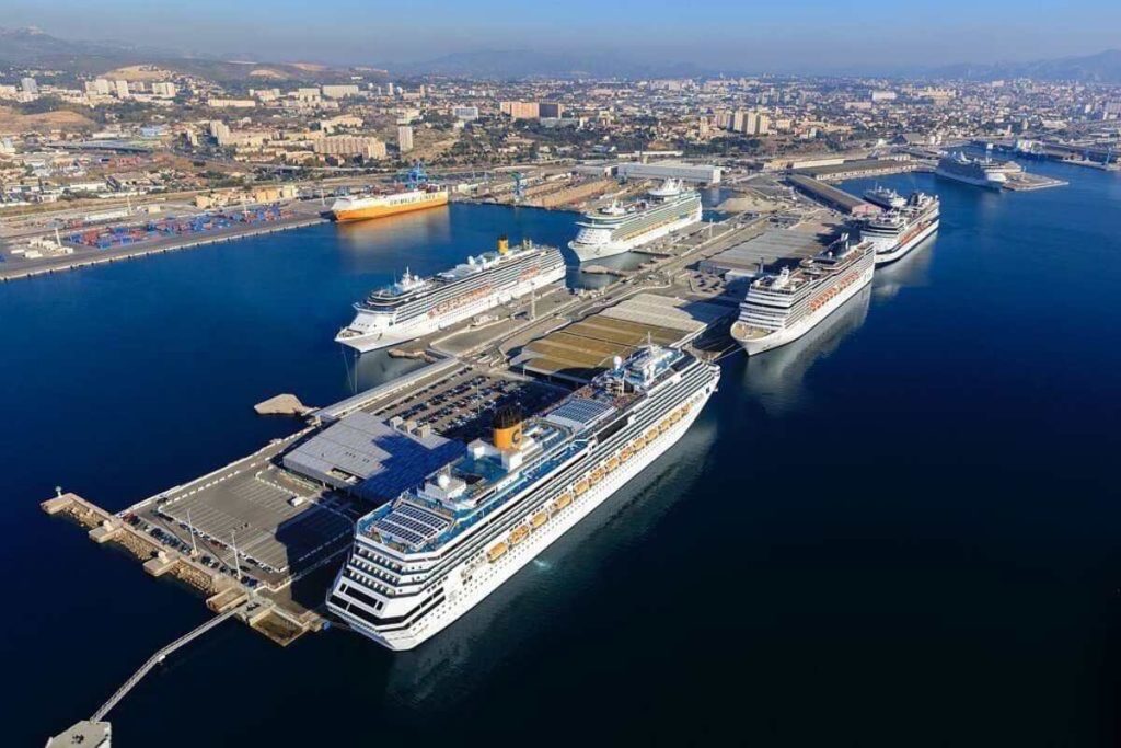 Où trouver un parking adapté au port de Marseille pour une croisière MSC