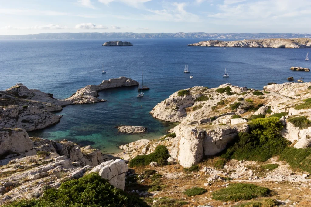 plage idyllique sur lile du frioul