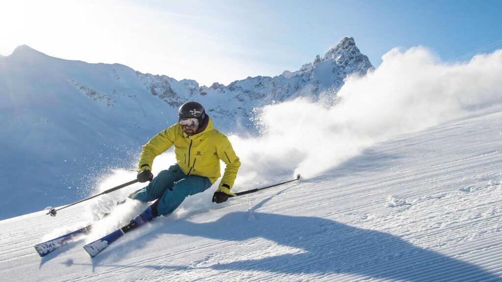 Quel est la différence entre le ski de fond et le ski alpin