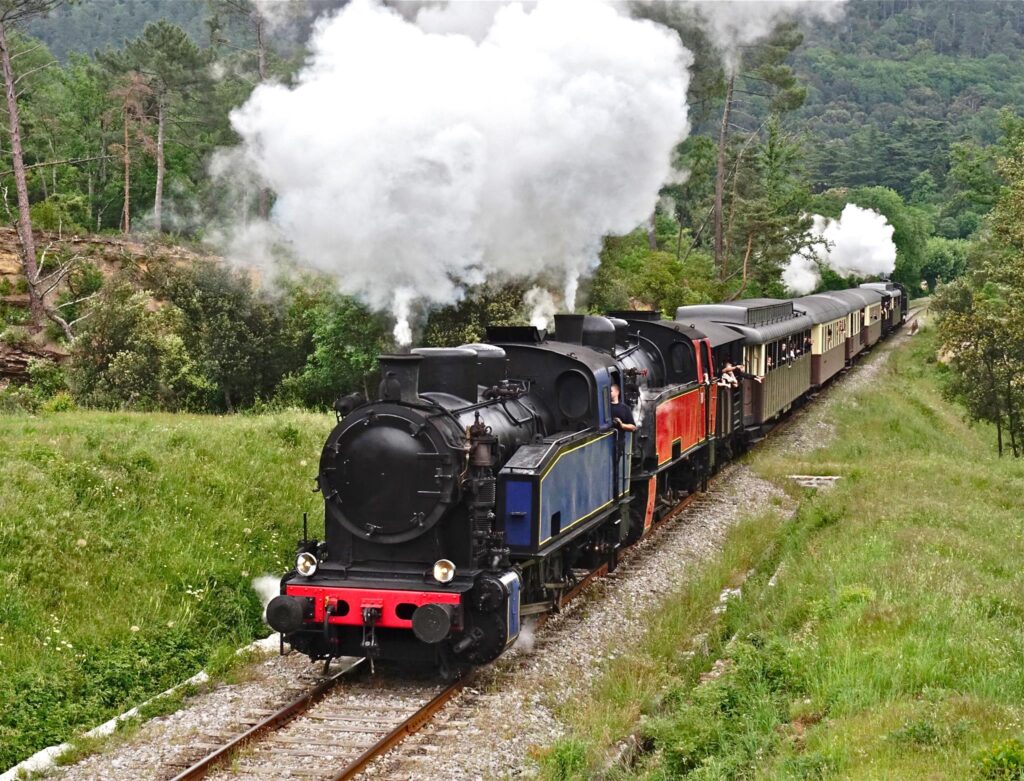 Où peut-on embarquer pour le petit train des Cévennes