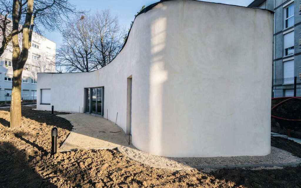 une maison au coeur dun quartier populaire