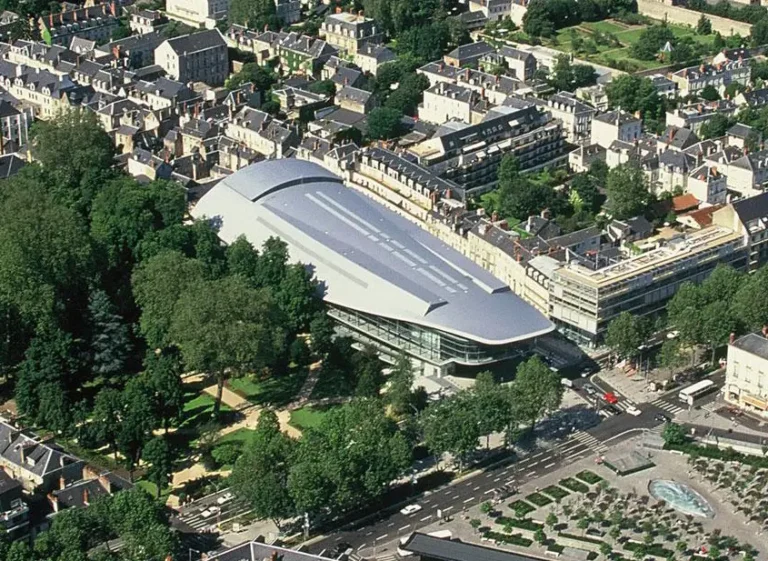 vue aerienne du palais des congres a tours