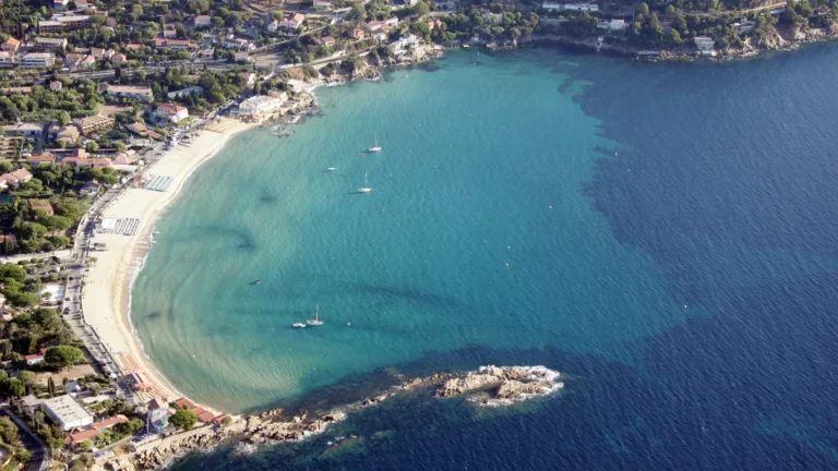 vue de la plage de saint clair