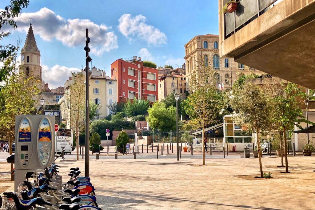 vue de la rue sainte a marseille 1