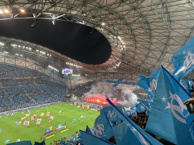 vue du stade velodrome en pleine action