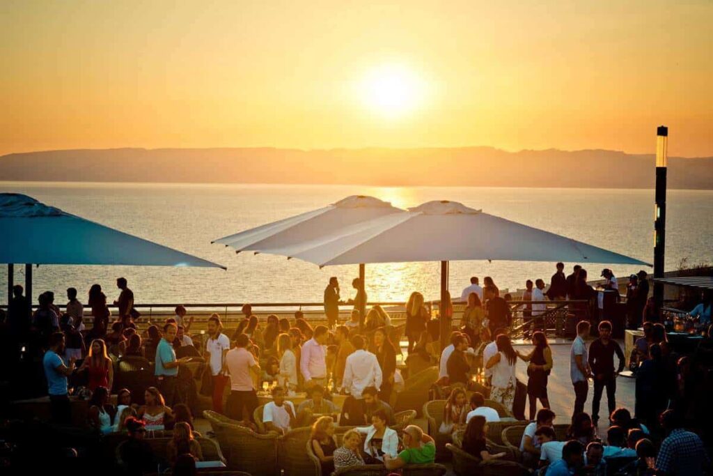 Que savoir sur La Terrasse du Port, restaurant bar à vin