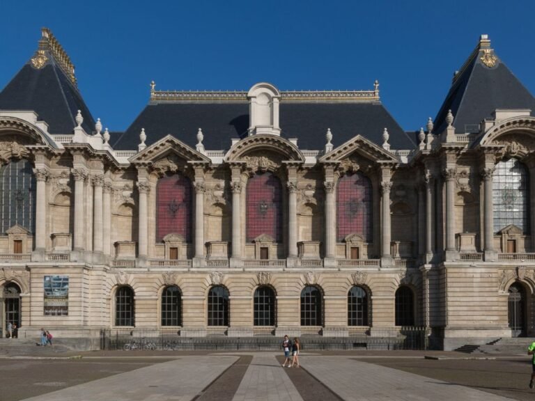 Que faut-il savoir sur le Musée des Beaux-Arts de Marseille 41 vue exterieure du musee des beaux arts