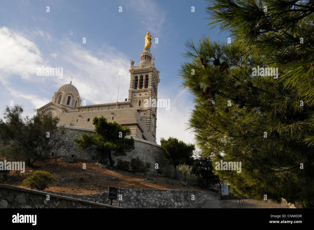 Quelle est l’histoire de la rue Fort du Sanctuaire près de Notre-Dame de la Garde à Marseille