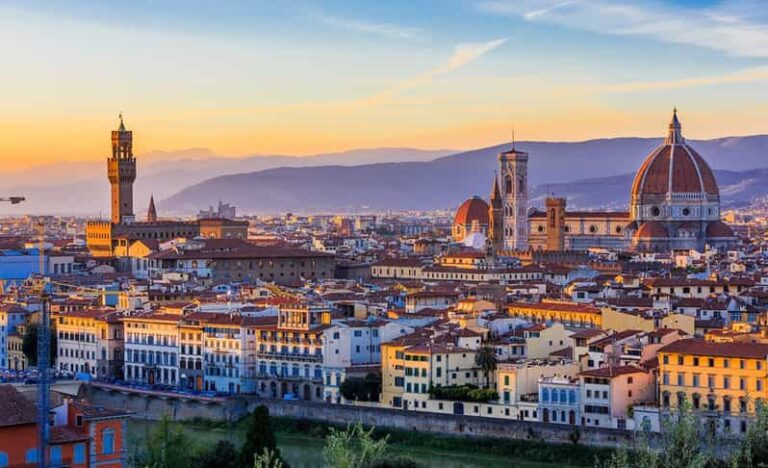 vue panoramique de florence avec ses monuments