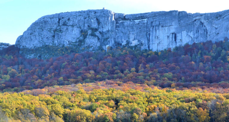 vue panoramique de la sainte baume