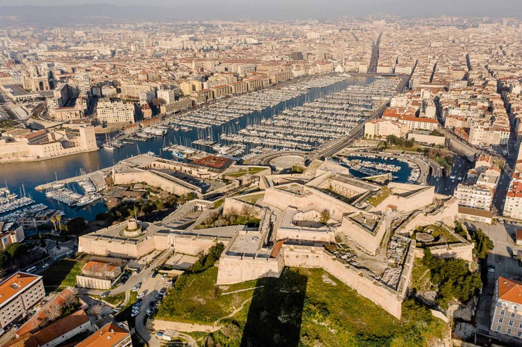 Comment visiter le Fort Saint-Nicolas à Marseille  Guide complet !