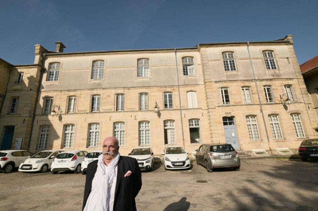 Pourquoi choisir le Lycée Saint Louis à Marseille pour vos études