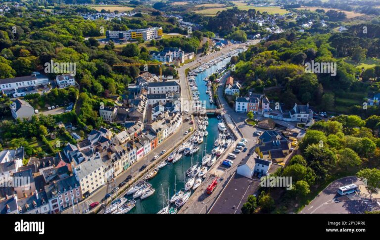 vue panoramique du port le palais